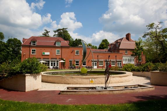 Pinewood Hotel Pinewood Hotel