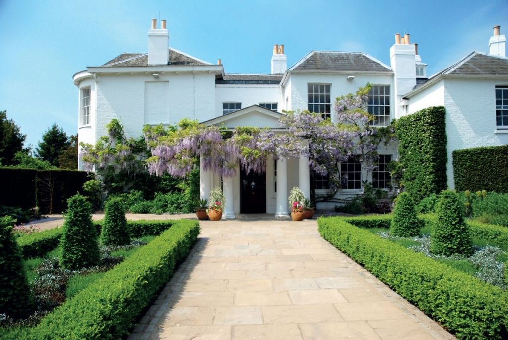 Pembroke Lodge Wedding Venue House and Driveway