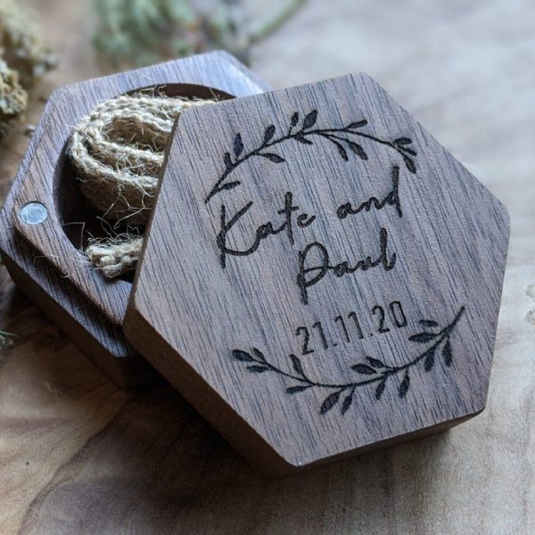 Thoughtful Wedding Gifts To Suit All Couples Ring Box 8