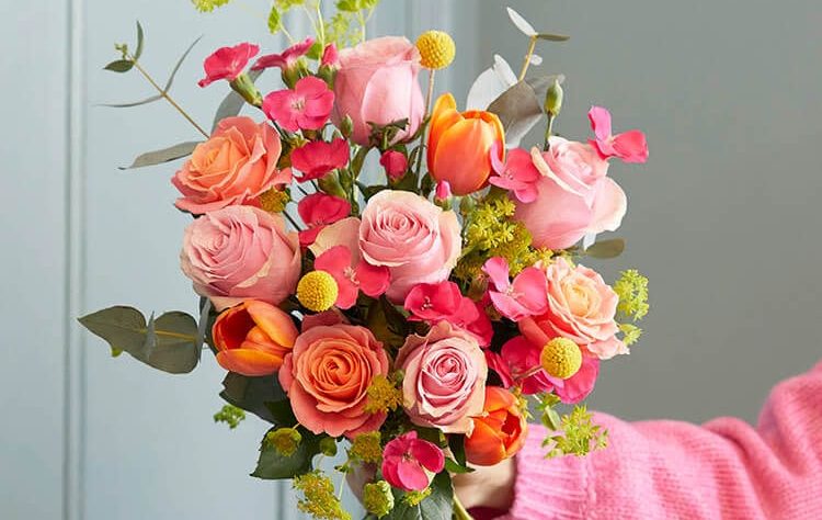 flower subscription wedding gift