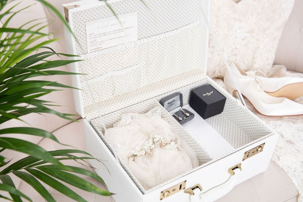 wedding gist keepsake box