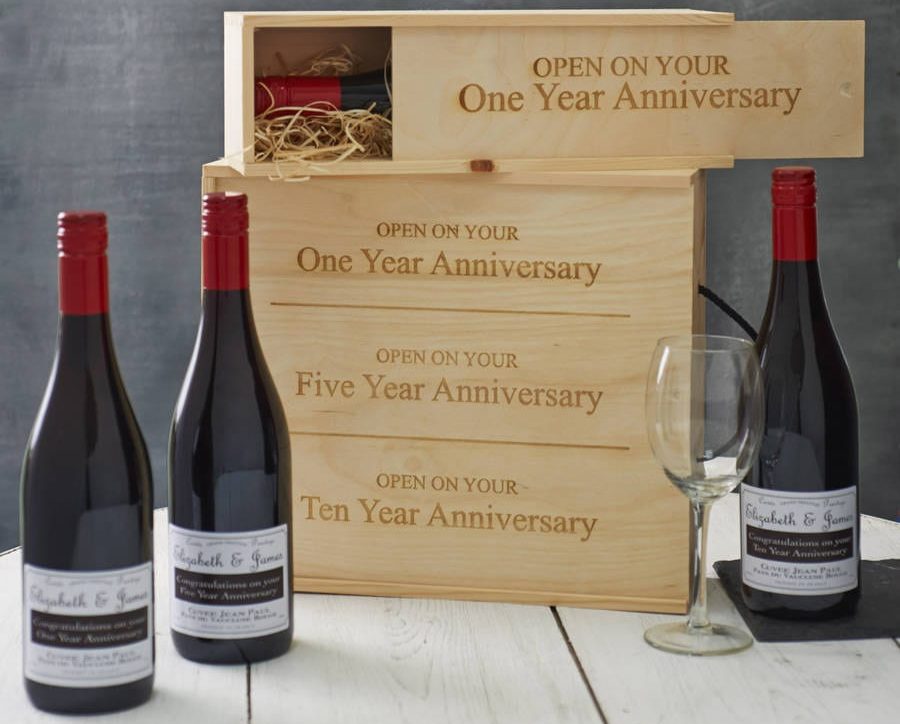 Amazing Wedding Gifts For The Bride and Groom wine box 3