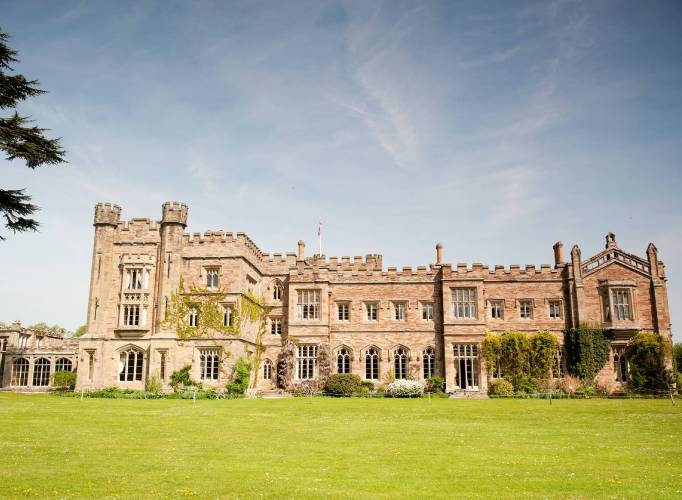 Hampton Court Castle Wedding Venue Herefordshire