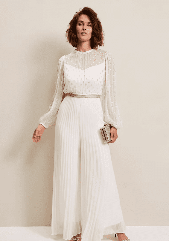 Stunning Wedding Dresses for Older Brides Screenshot 2