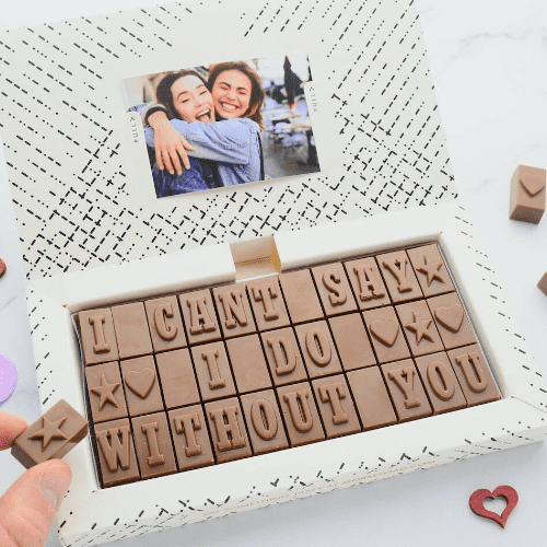 Our Favourite ‘Will You Be My Bridesmaid?’ Gifts chocolate gift box 15