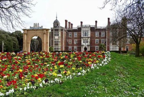 Unique Wedding Venues In London Charlton House resized 34