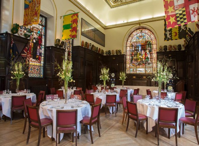 Showstopping Wedding Venues In London Stationer's Hall 9
