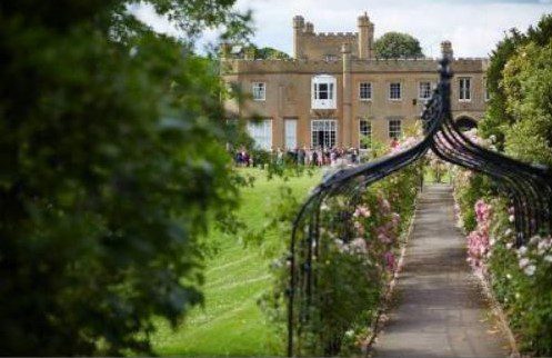 Unique Wedding Venues In London nonsuch resized 10