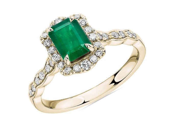 The Ultimate Guide To Emerald Engagement Rings 8