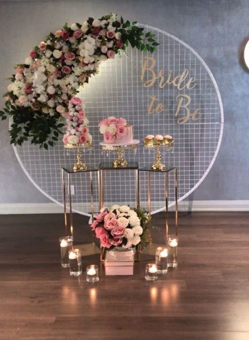 Inventive DIY Wedding Arch Ideas Mesh 19