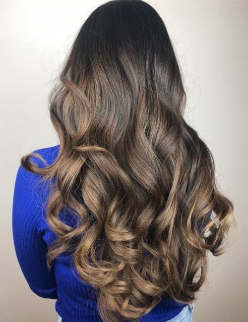 Gorgeous Bridesmaid Hairstyles for Pinned Barrel Curls 3