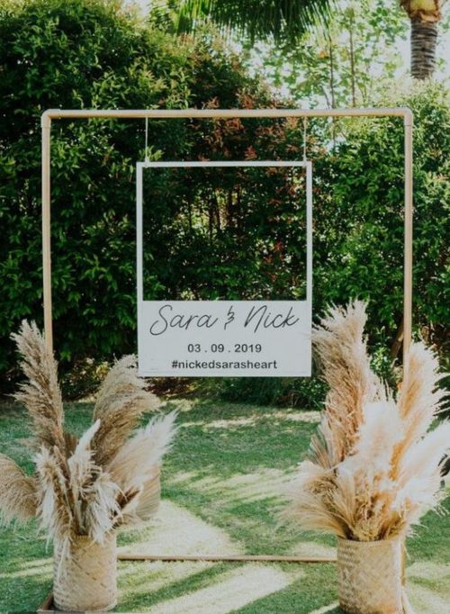 Inventive DIY Wedding Arch Ideas Polaroid Picture 18