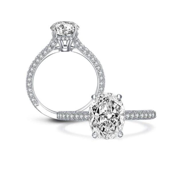 of the Best Oval Engagement Rings 14