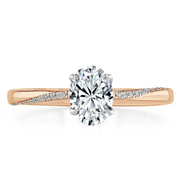 of the Best Oval Engagement Rings 24
