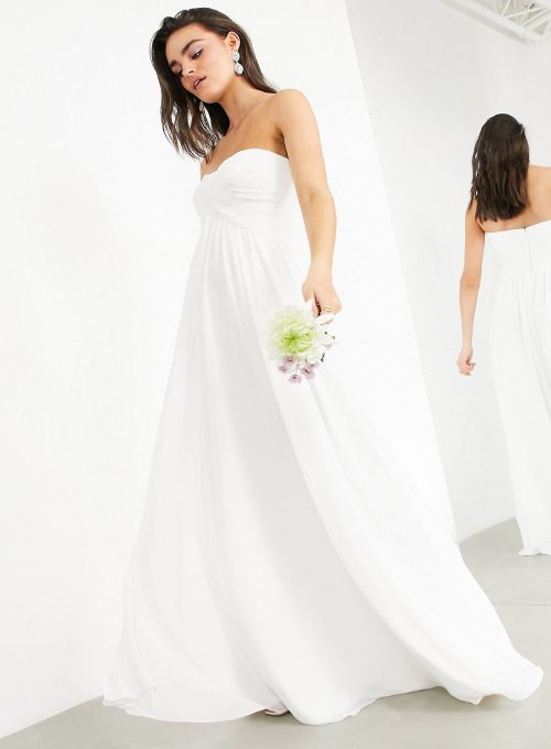 of Our Favourite Simple Wedding Dresses for New Project 30T133042.146 22