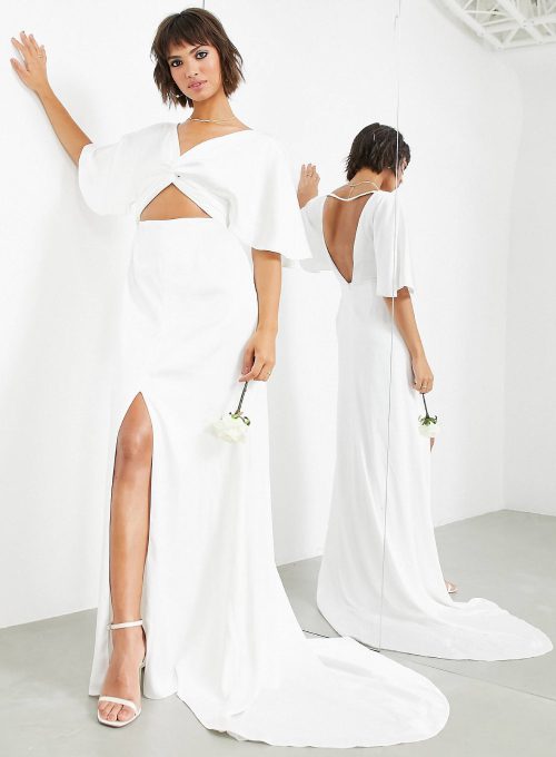 of Our Favourite Simple Wedding Dresses for New Project 30T135903.061 53