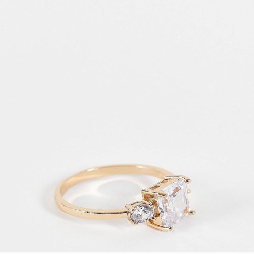 Affordable Engagement Rings for 3