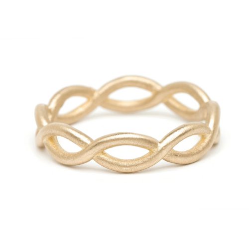 Unusual Wedding Rings For 38