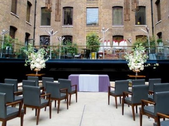 Stunning Modern Wedding Venues in the UK Blog image landscape (2) 16