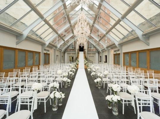 Stunning Modern Wedding Venues in the UK botleys 6