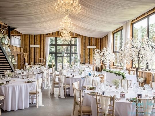 Stunning Modern Wedding Venues in the UK bunny hill 22