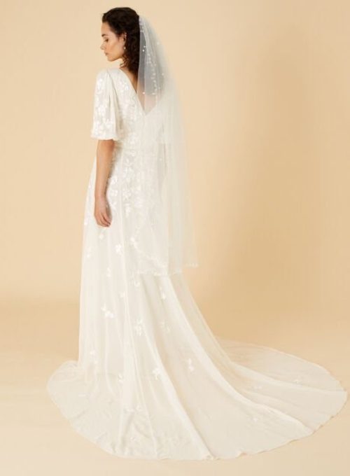 Breezy Spring Wedding Dresses for 2