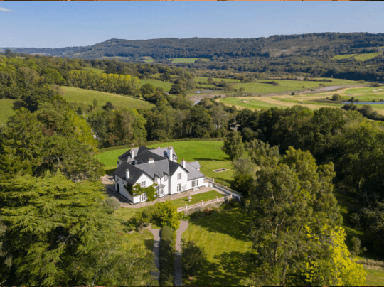 Stunning Wedding Venues in Wales Blog image landscape (24) 24