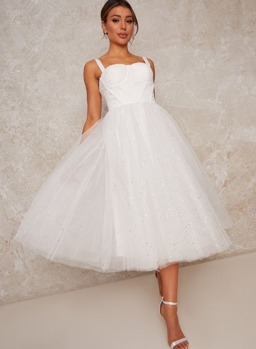 Casual Wedding Dresses for the Easygoing Bride in Blog image portrait (18) 18