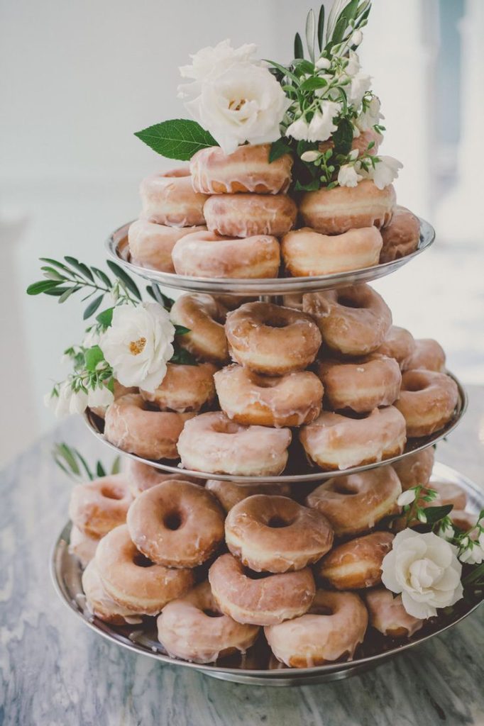 wedding doughnuts
