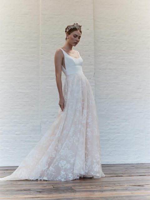 of the Best Summer Wedding Dresses for Sassi Holford 16