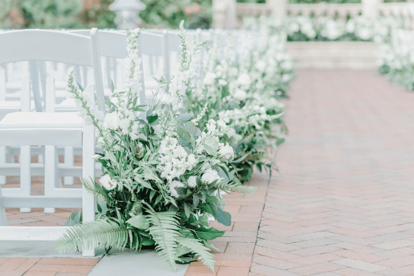 Summer Weddings: Ideas You’ll Want To Steal Living Aisle credit Molly Sue Photography 4