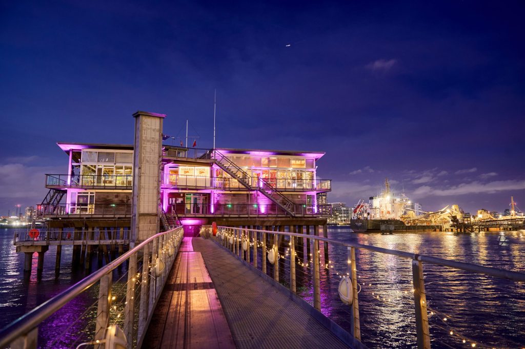 Unique Wedding Venues In London DL108 scaled 8
