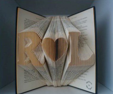 of the Best 1st Wedding Anniversary Gifts origami book cropped 6