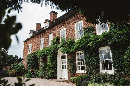 Best Wedding Venues in Staffordshire alrewas hayes resized 1