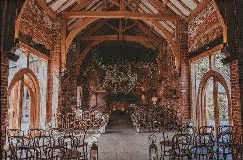 Best wedding venues in Nottinghamshire hazel gap barn 6