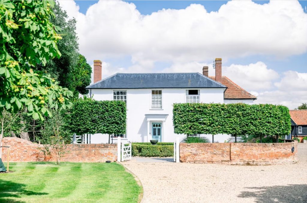 Top Barn Wedding Venues in the UK Manor House 7
