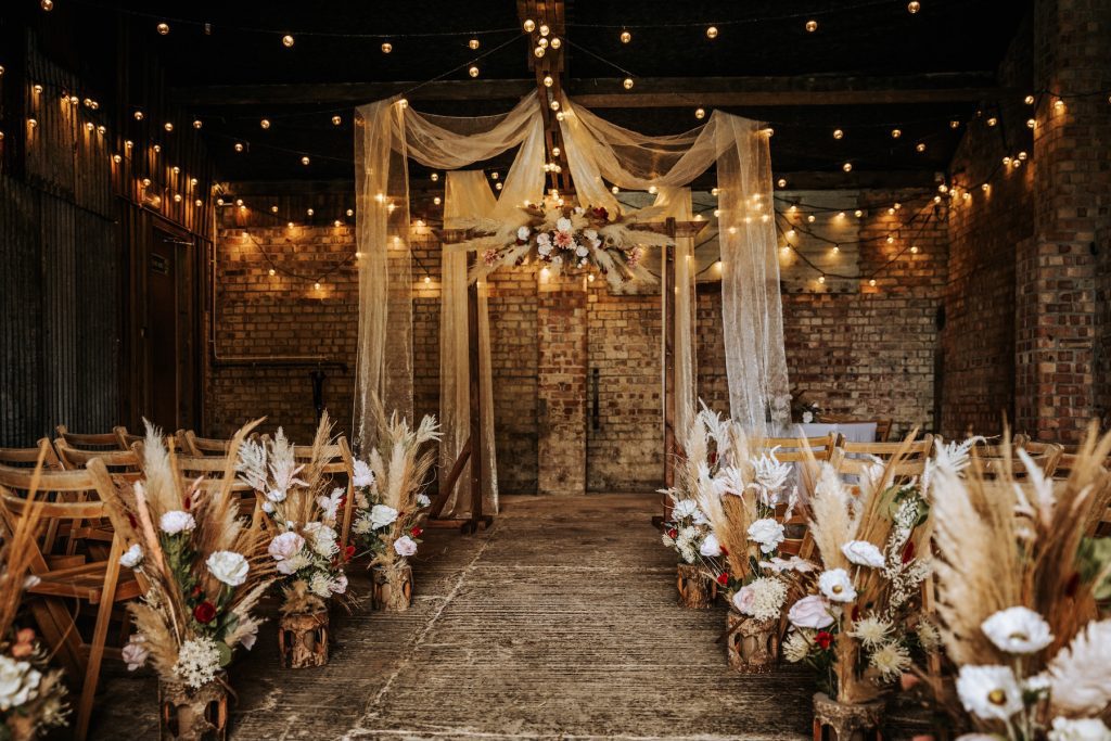 The Best Barn Wedding Venues in the UK at the FBFW Wedding Awards Thomas Hollie Low Res 3
