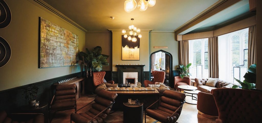 The Best Intimate Wedding Venues in the UK at the FBFW Wedding Awards Caer Rhun Hall Bar 2