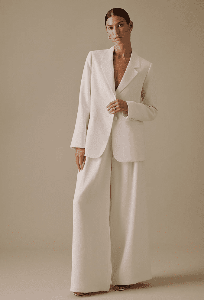 Stunning Registry Office Wedding Dresses for the Modern Bride Screenshot 4