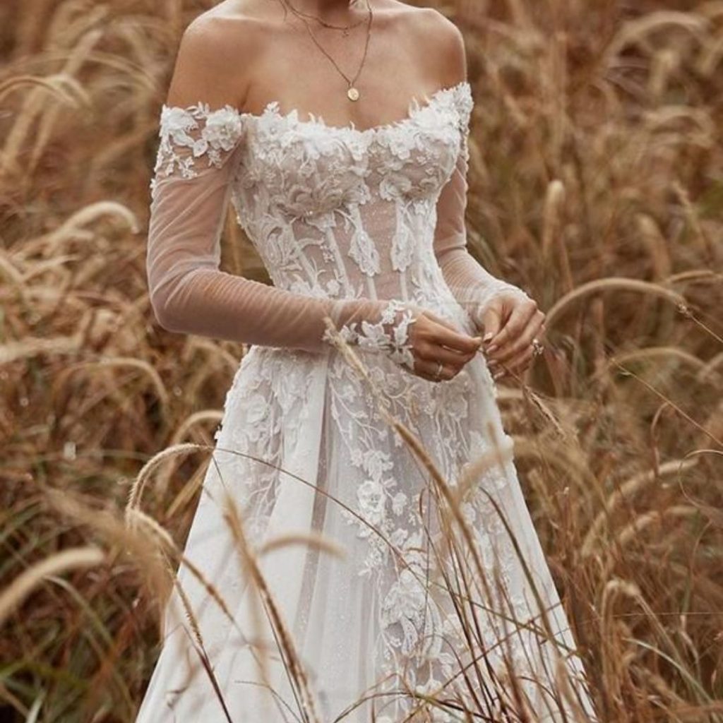 AUTUMN WEDDING