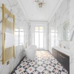 Bathroom - Dover Marina Hotel.jpg