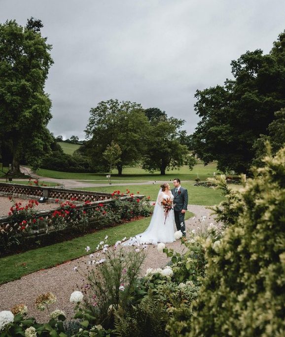 The Best Historic Wedding Venues in the UK at the FBFW Wedding Awards blob 5
