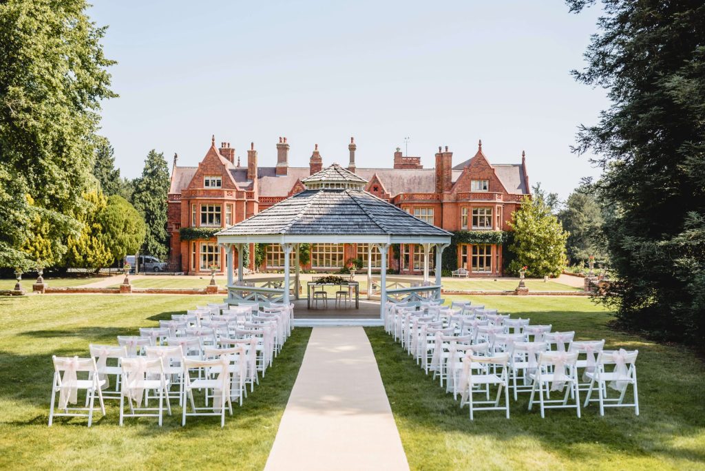The Best Countryside Wedding Venues in the UK at the FBFW Wedding Awards jYu5AM4w edit scaled 1