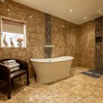 Hedingham Suite Bathroom .jpg